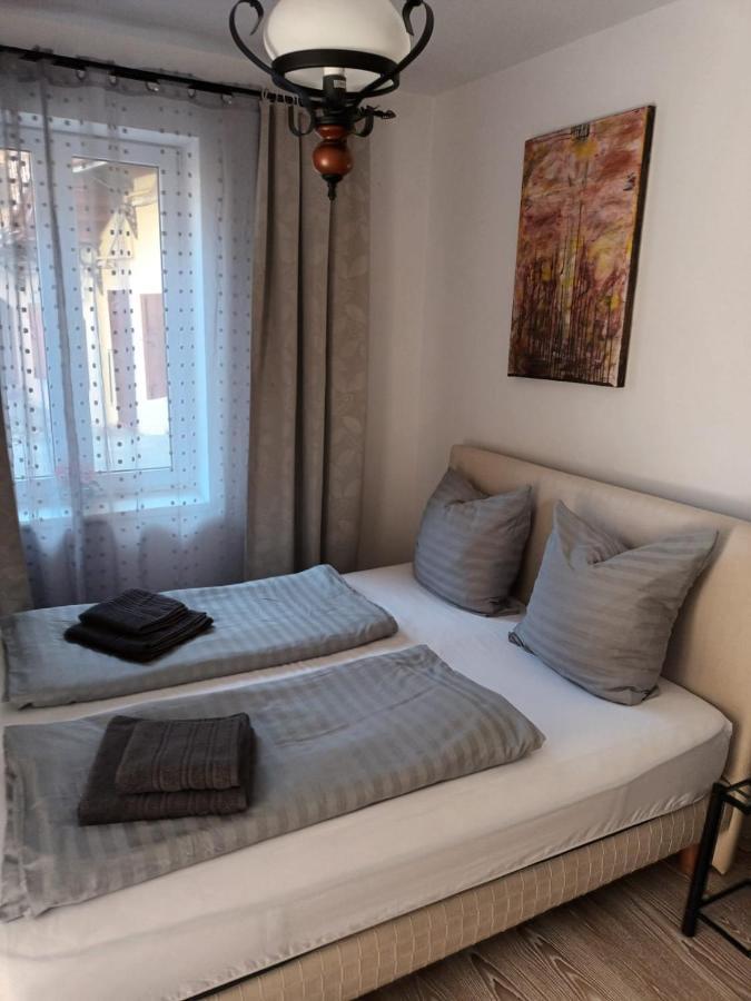 Old Town Apartment Сибиу Экстерьер фото
